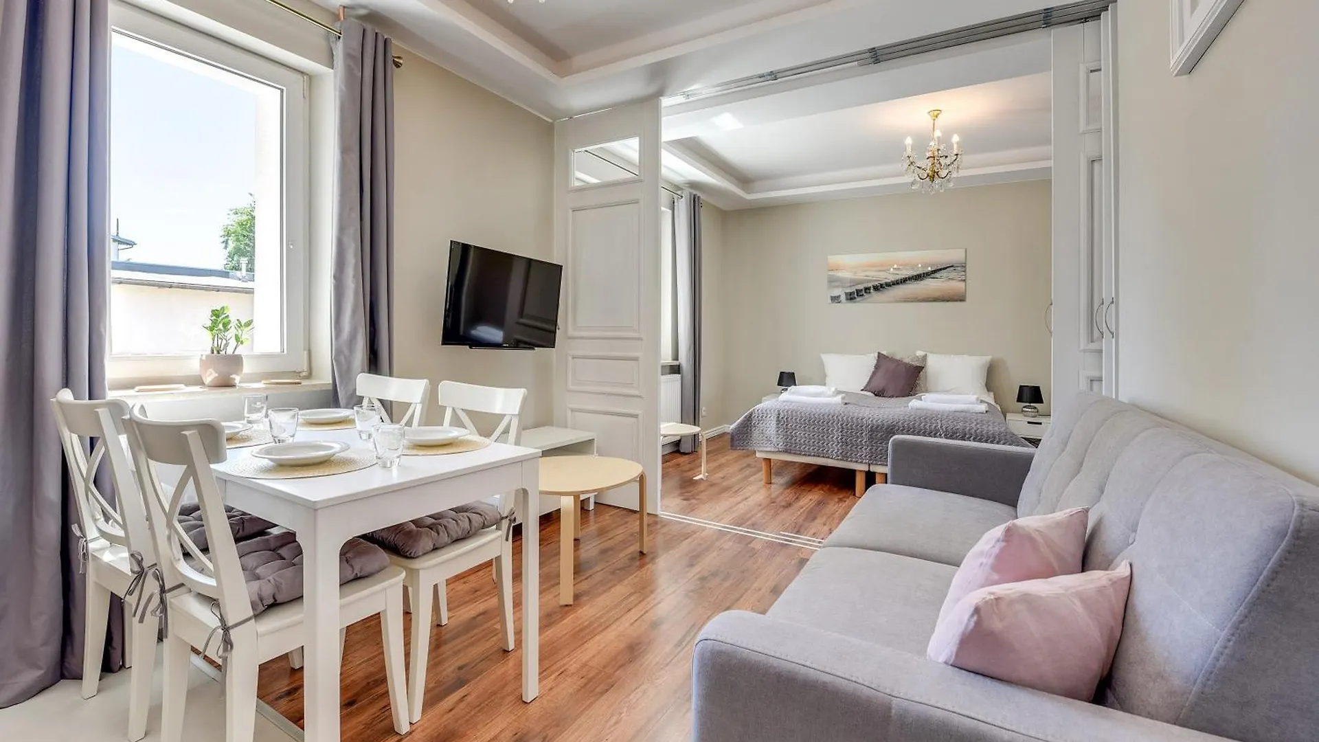 Lion Apartments - Costa Brava Studio Сопот
